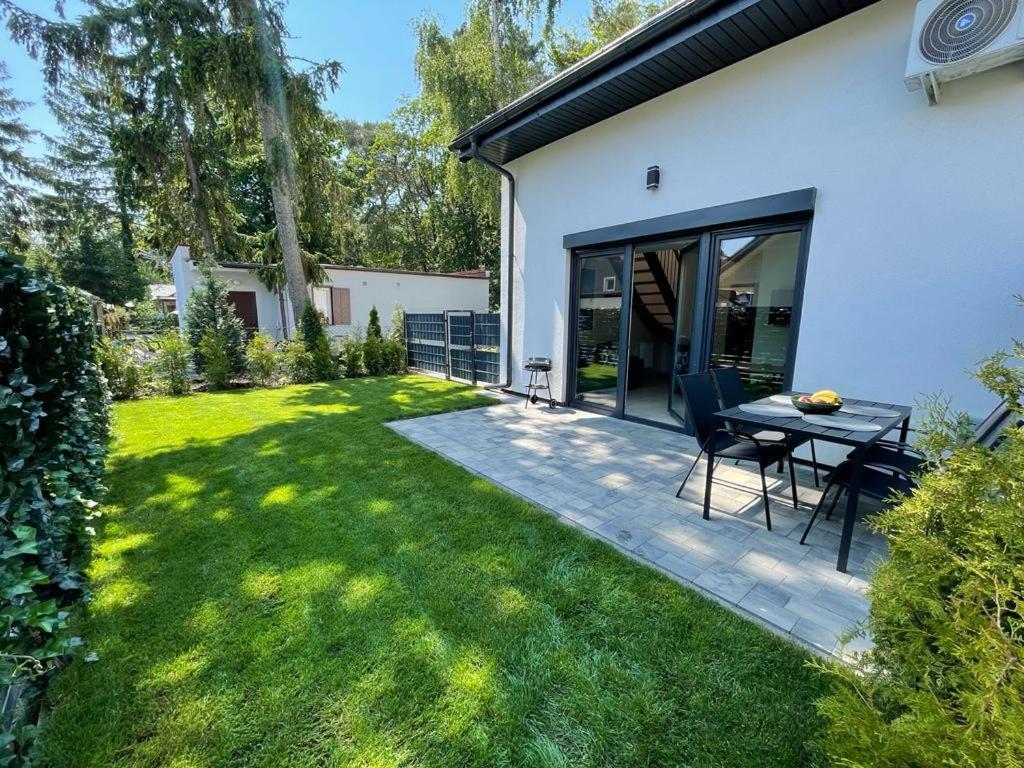 Apartamenty Przy Parku -150M Od Plazy Darłówko Exterior foto