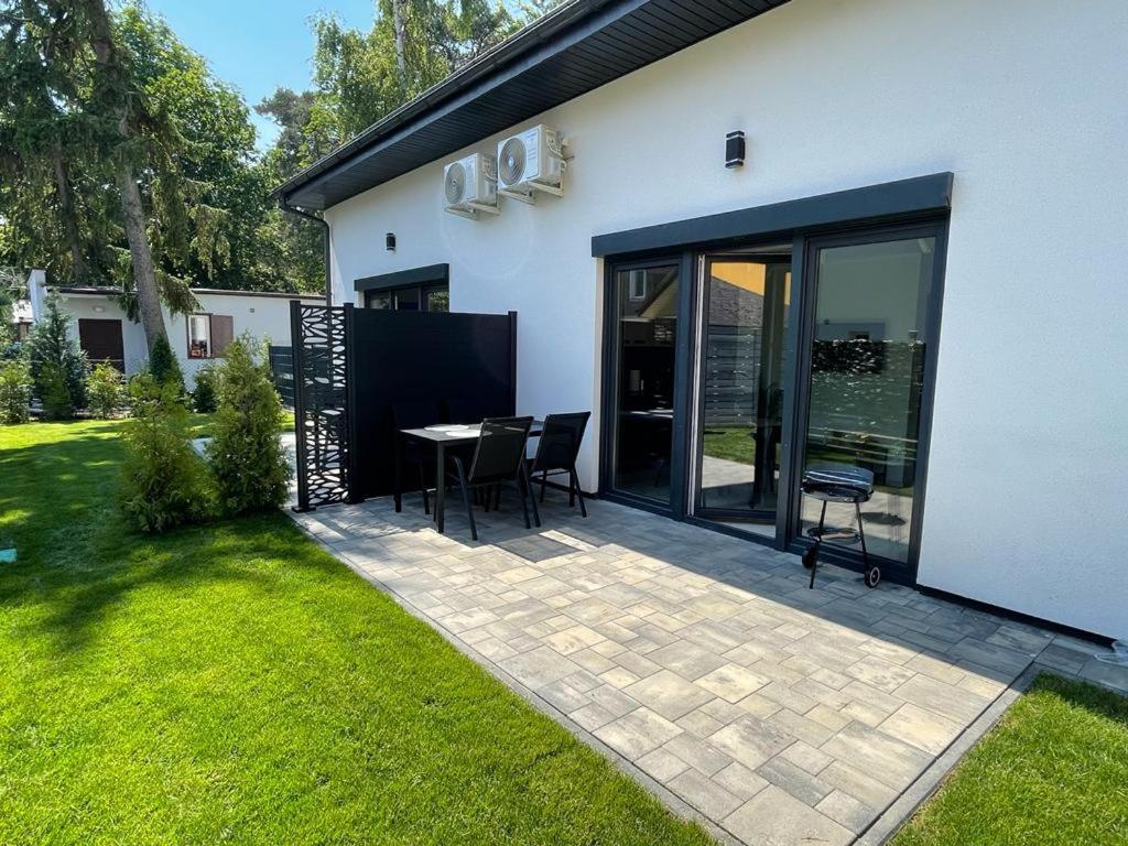 Apartamenty Przy Parku -150M Od Plazy Darłówko Exterior foto